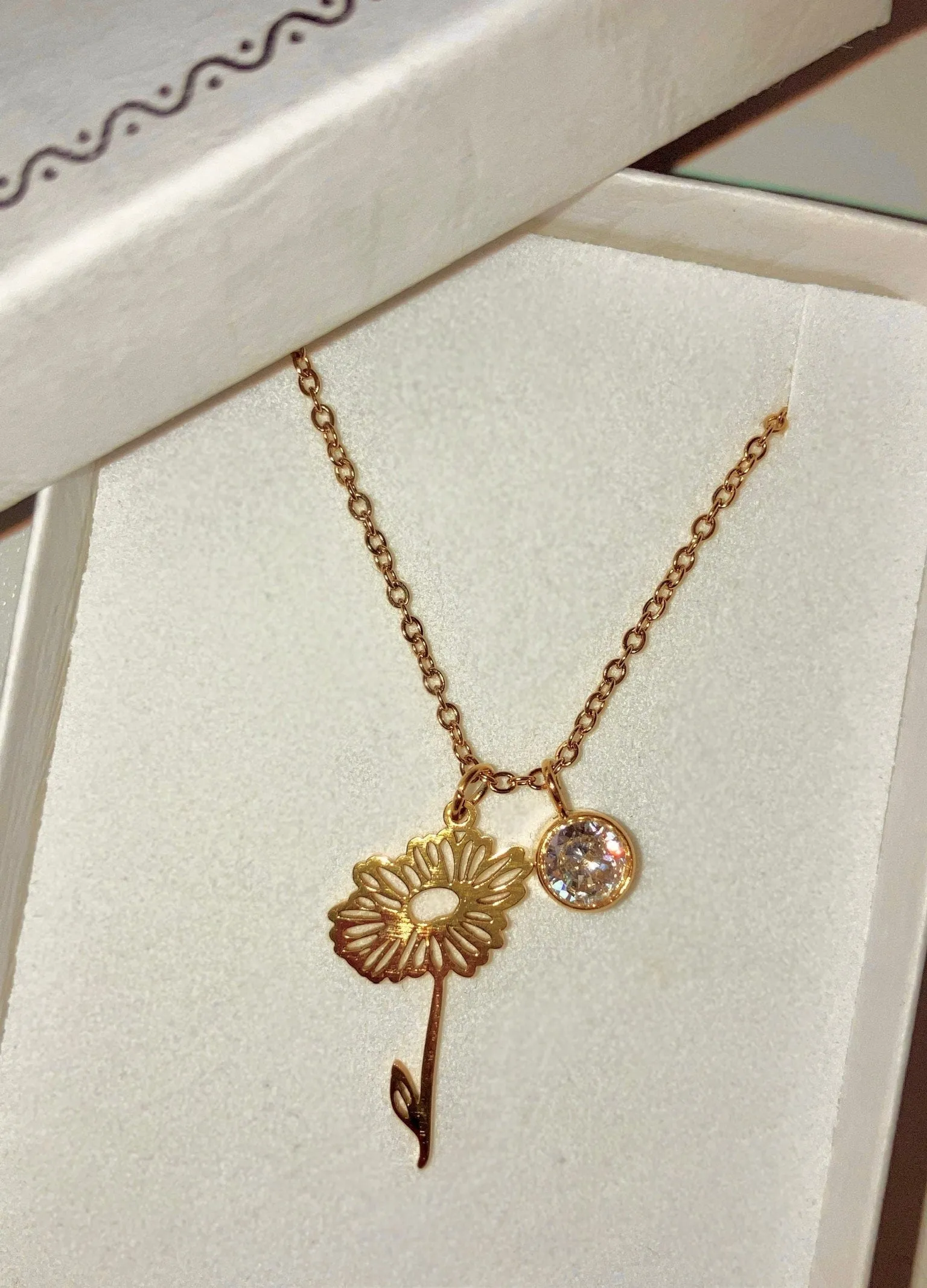 AUGUST Birth Flower Necklace | Gold Plated Birthstone Necklace | Gifts for Her | Custom Flower Necklace | Charm Necklace | Women's Gift